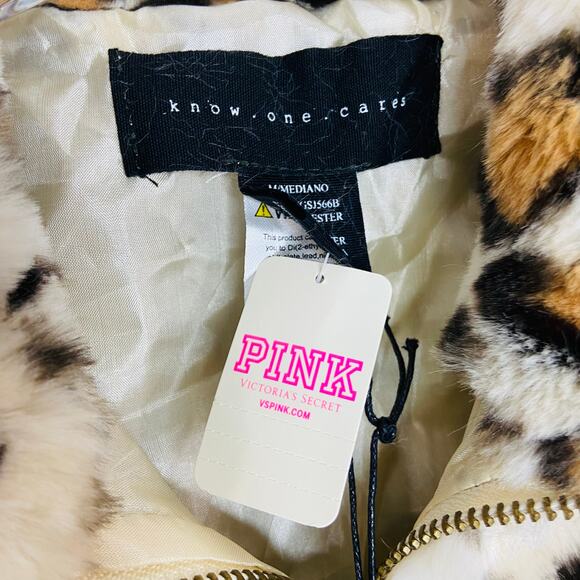 VSP KNOW ONE CARES Leopard Faux Fur Bomber Jacket - Picture 3 of 7